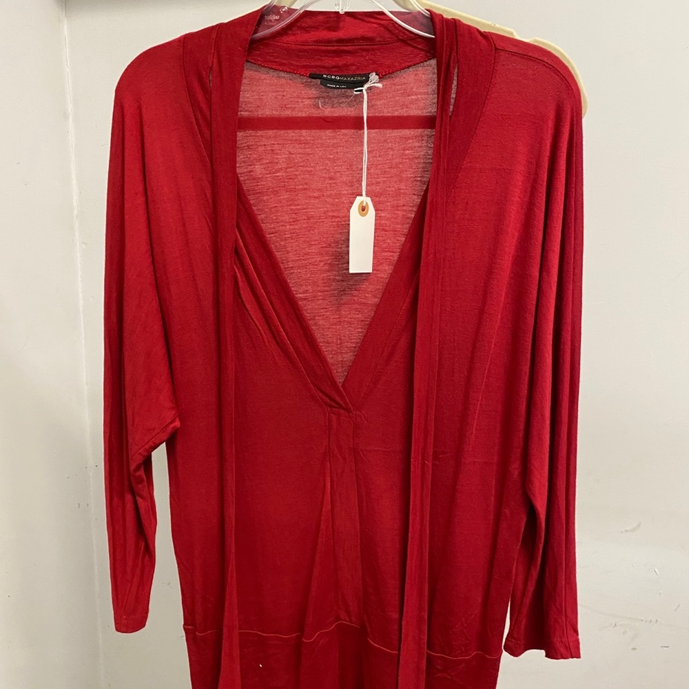 NWOT BCBG MaxAzria Medium True Red Top